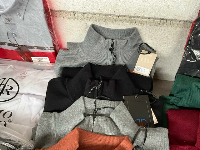 Mix kavel diverse merken en maten heren kleding - afbeelding 12 van  12