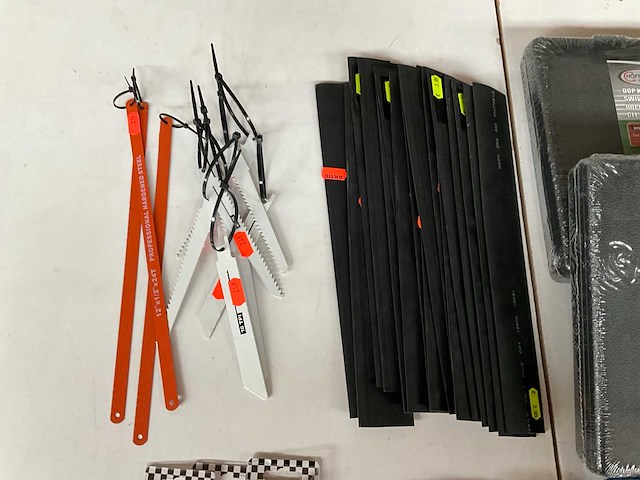 Mix kavel diverse merken handgereedschap & accessoires - afbeelding 7 van  9