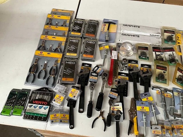 Mix kavel diverse merken handgereedschap en accessoires - afbeelding 4 van  11