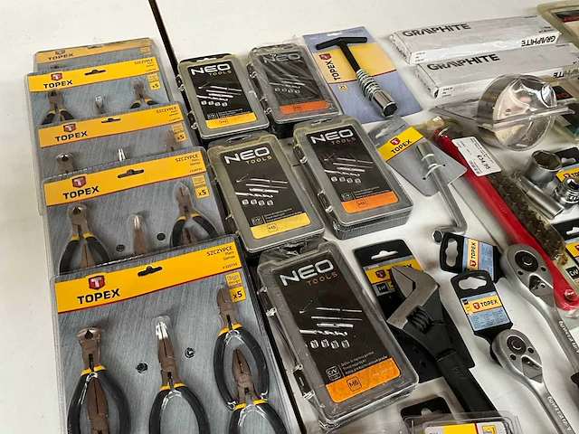 Mix kavel diverse merken handgereedschap en accessoires - afbeelding 7 van  11