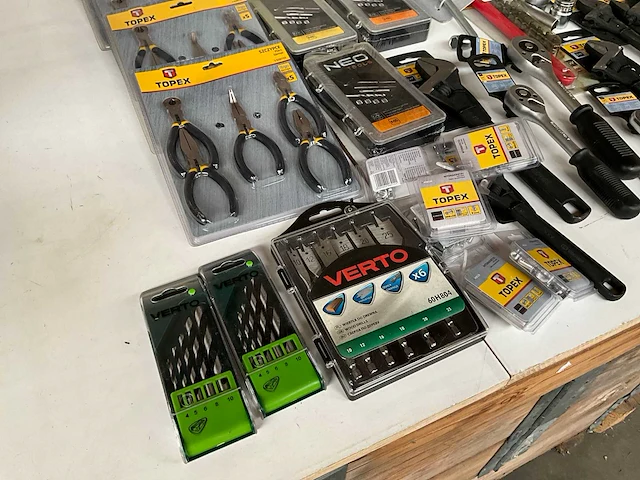 Mix kavel diverse merken handgereedschap en accessoires - afbeelding 8 van  11