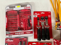 Mix kavel diverse merken handgereedschap en accessoires - afbeelding 2 van  10