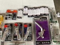 Mix kavel diverse merken hang- en sluitwerk - afbeelding 4 van  9