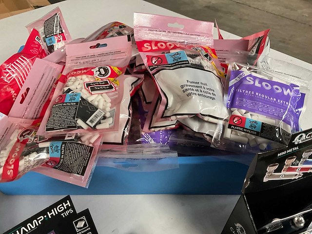 Mix kavel diverse rookwaren - afbeelding 8 van  12