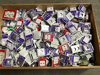 Mix kavel diverse schakelmateriaal (300x) - afbeelding 1 van  5