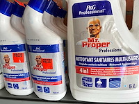 Mix kavel diverse schoonmaak- en verfbenodigheden - afbeelding 5 van  6