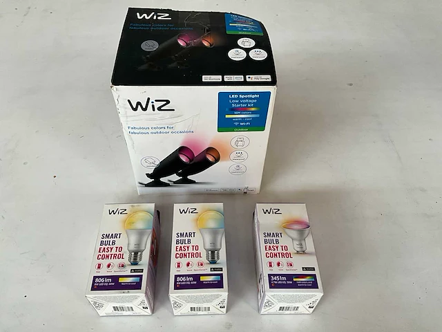 Mix kavel diverse smart verlichting philips wiz - afbeelding 1 van  7