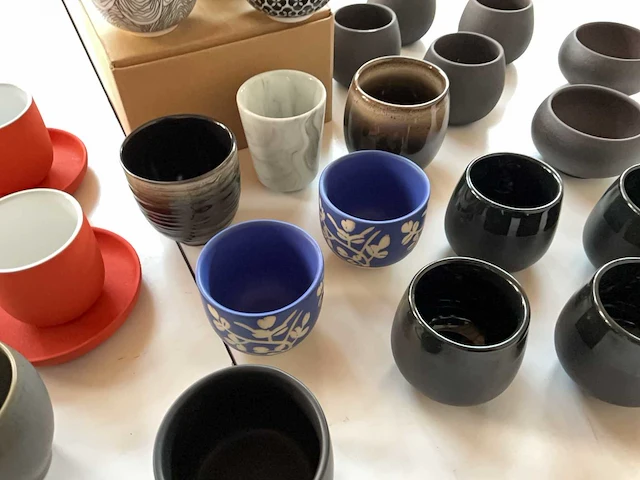 Mix kavel diverse soorten kopjes - afbeelding 10 van  10