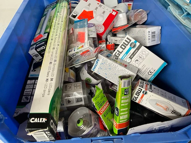 Mix kavel diverse verlichting en elektra - afbeelding 5 van  7