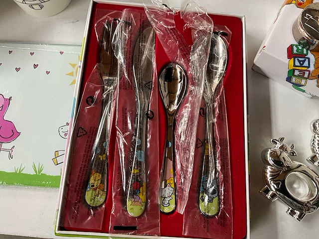 Mix kavel diverse verzilverde kinder artikelen - afbeelding 7 van  13
