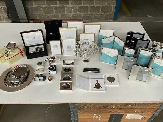 Mix kavel diverse verzilverde woonaccessoires - afbeelding 1 van  16