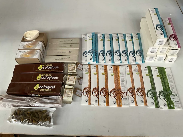 Mix kavel diverse wierook - afbeelding 1 van  8