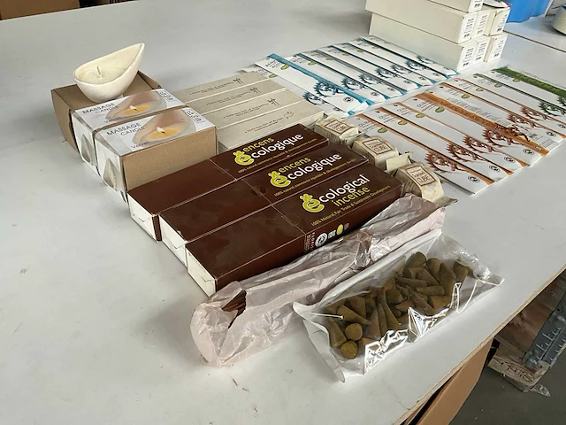 Mix kavel diverse wierook - afbeelding 8 van  8