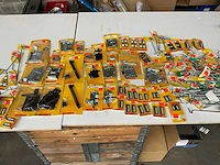 Mix kavel ijzerwaren deltafix - afbeelding 1 van  10