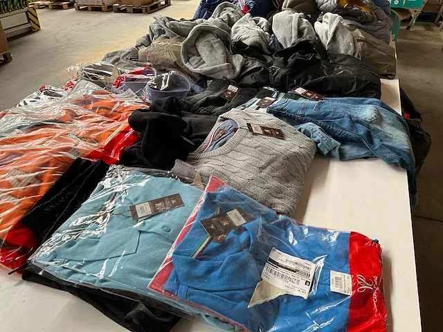 Mix kavel italiaanse herenkleding van cappuccino maat xxl - afbeelding 9 van  17