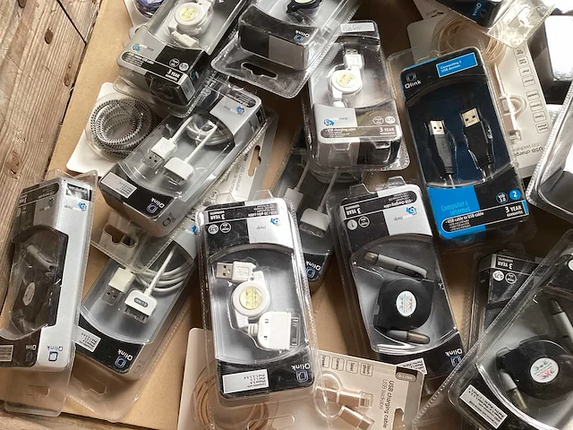Mix kavel laadkabels en laders, iphone, samsung - afbeelding 2 van  5