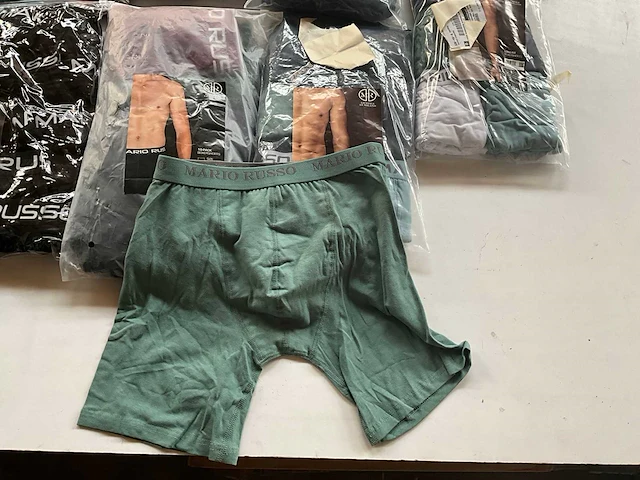Mix kavel mario russo boxershorts en basic t-shirts - afbeelding 4 van  10