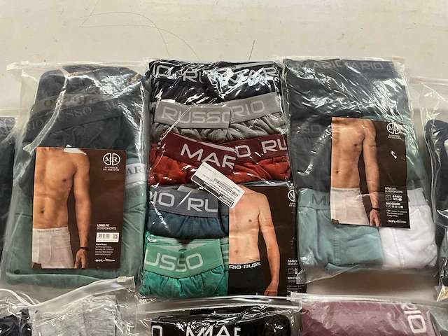 Mix kavel mario russo boxershorts en basic t-shirts - afbeelding 7 van  10