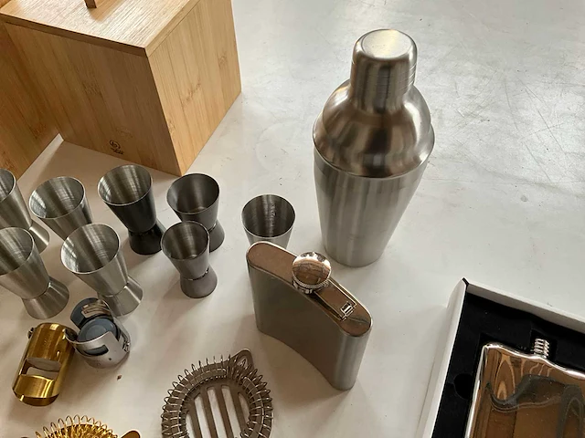 Mix kavel o.a. leopold vienna bar en cocktail accessoires - afbeelding 3 van  13