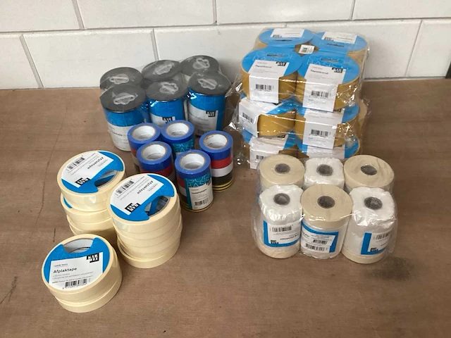 Mix kavel tape en afplakmaterialen - afbeelding 1 van  7