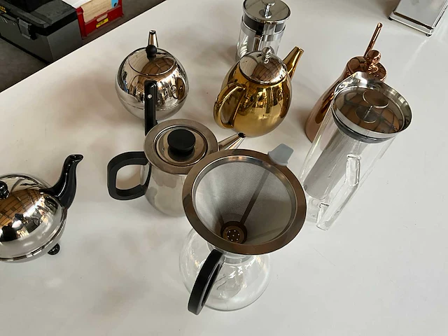 Mix kavel thee/koffie kannen van o.a. bredemeijer (8x) - afbeelding 2 van  10