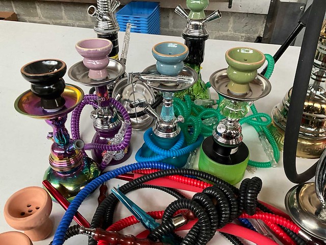 Mix kavel waterpijpen en toebehoren - afbeelding 2 van  9