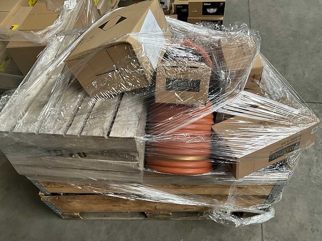 Mix kavel woonaccessoires van o.a. riverdale - afbeelding 5 van  5