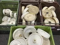 Mix kunststofwielen - afbeelding 1 van  4