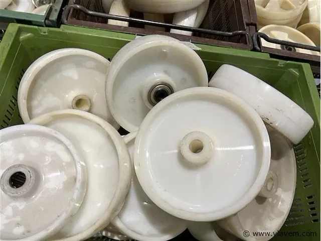 Mix kunststofwielen - afbeelding 2 van  4