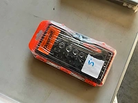 Mix lot gereedschap en accessoires - afbeelding 3 van  6