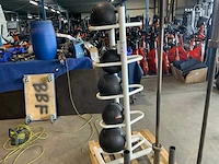 Mix medicine balls barbell rek 2x barbells krachtstation - afbeelding 6 van  7