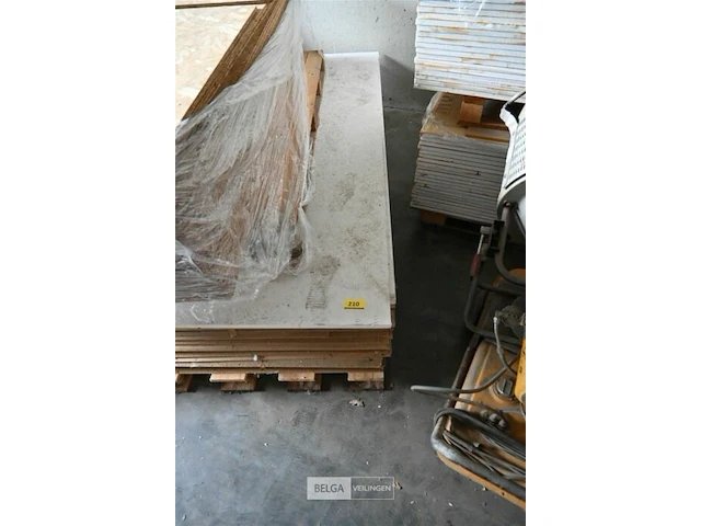Mix pallet met div platen en afmetingen - afbeelding 1 van  2