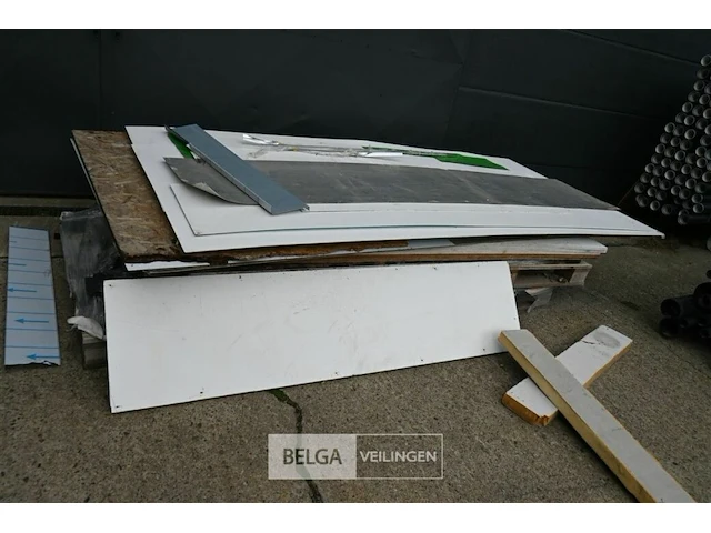 Mix pallet met div platen en afmetingen - afbeelding 1 van  2