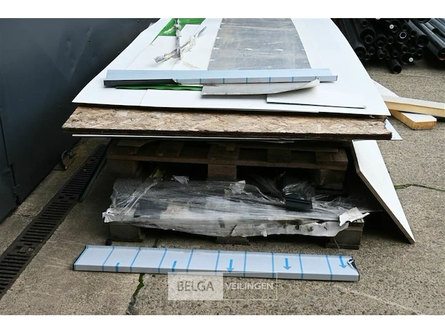Mix pallet met div platen en afmetingen - afbeelding 2 van  2