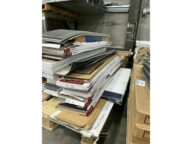 Mix pallet restanten vinyl/laminaat - afbeelding 3 van  6