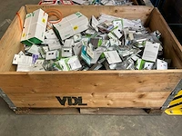 Mix pallet schakelmateriaal - afbeelding 2 van  7