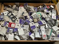 Mix pallet schakelmateriaal - afbeelding 1 van  6