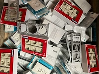 Mix pallet schakelmateriaal - afbeelding 4 van  6