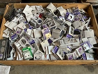 Mix pallet schakelmateriaal - afbeelding 1 van  7