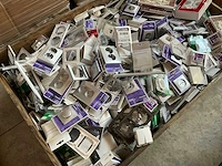 Mix pallet schakelmateriaal - afbeelding 7 van  7