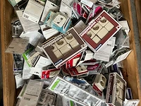 Mix pallet schakelmateriaal - afbeelding 4 van  6