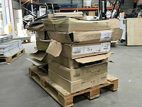Mix pallet tapijttegels - afbeelding 1 van  6