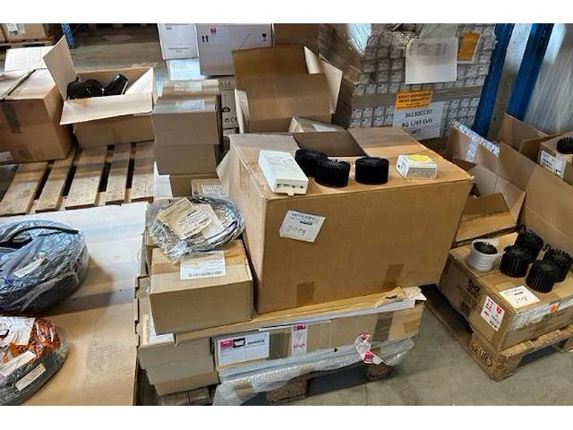 Mix pallet - afbeelding 8 van  8