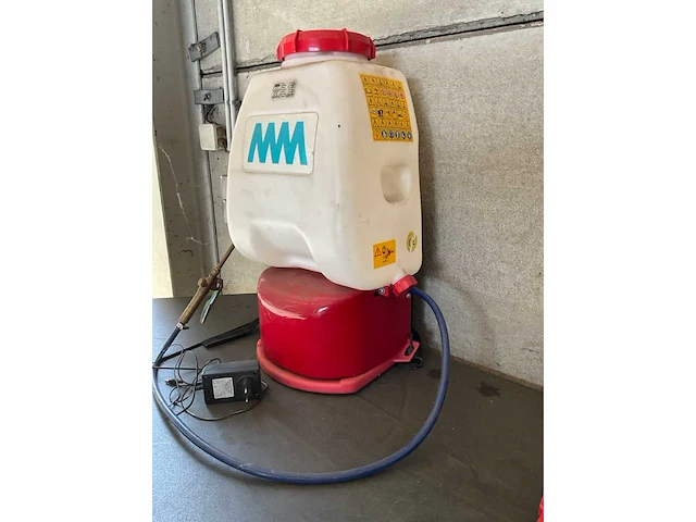 Mm top spray 12v rugspuit - afbeelding 10 van  10