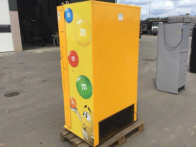 M&m vending machine - afbeelding 3 van  7