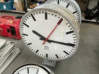 Mobatime analoge station klok - afbeelding 1 van  4