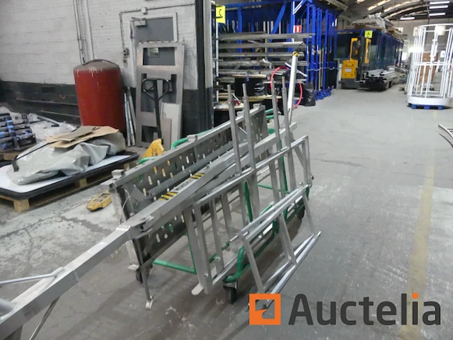 Mobiel en opvouwbaar aluminium platform 4 stappen safetec x deck pro - afbeelding 7 van  11