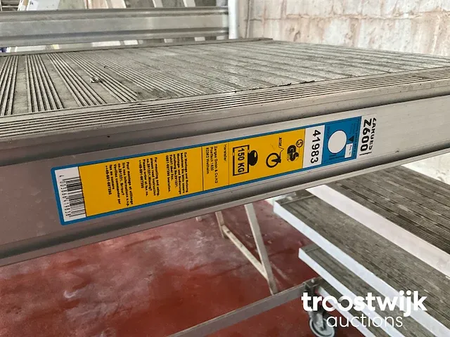 Mobiele aluminium magazijntrap - afbeelding 3 van  3