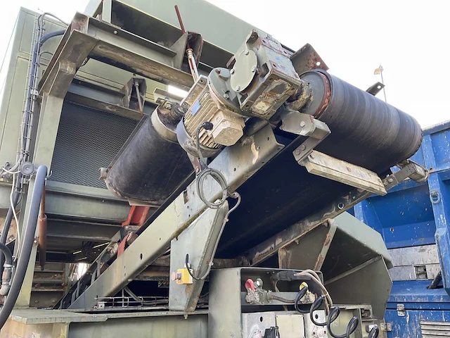 Mobiele breekinstallatie - afbeelding 10 van  38