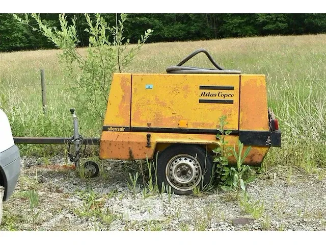 Mobiele compressor atlas copco silensair type xas40 - afbeelding 1 van  12